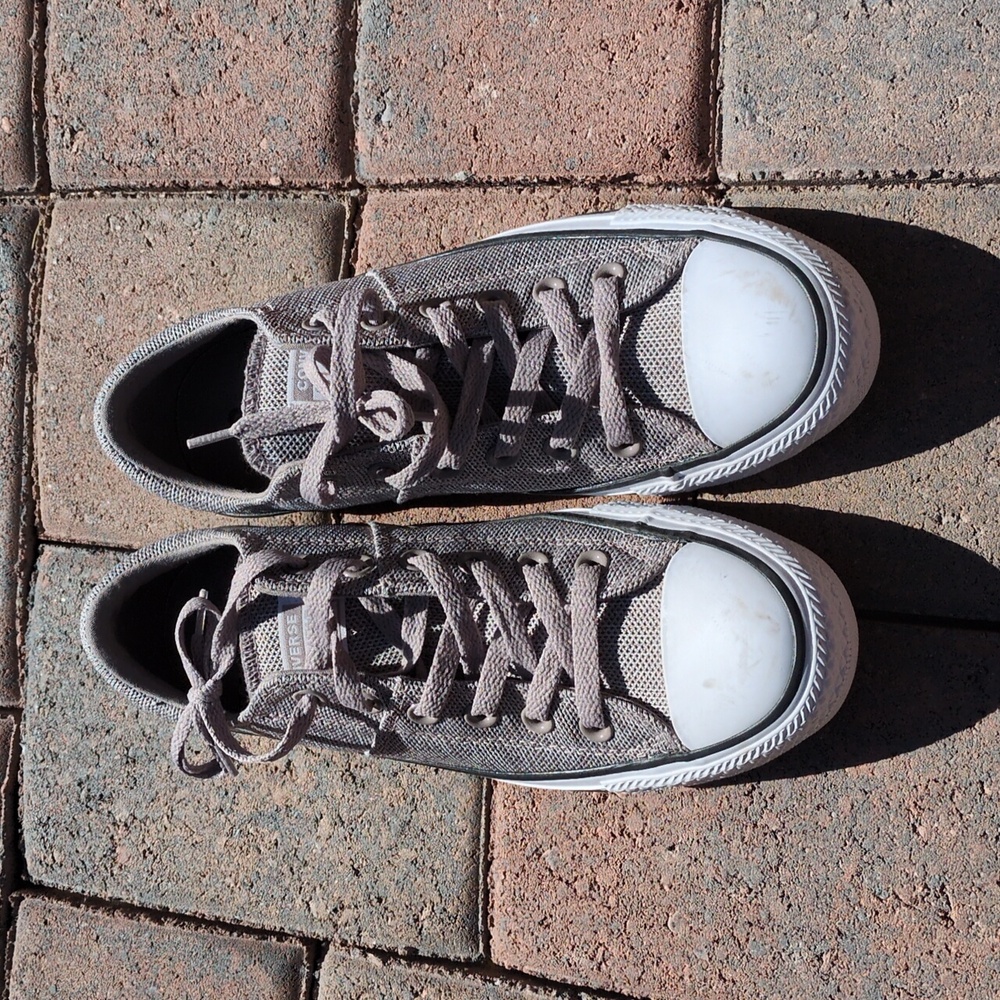 Converse shoes